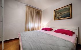 Apartments Nikola Vidovic
